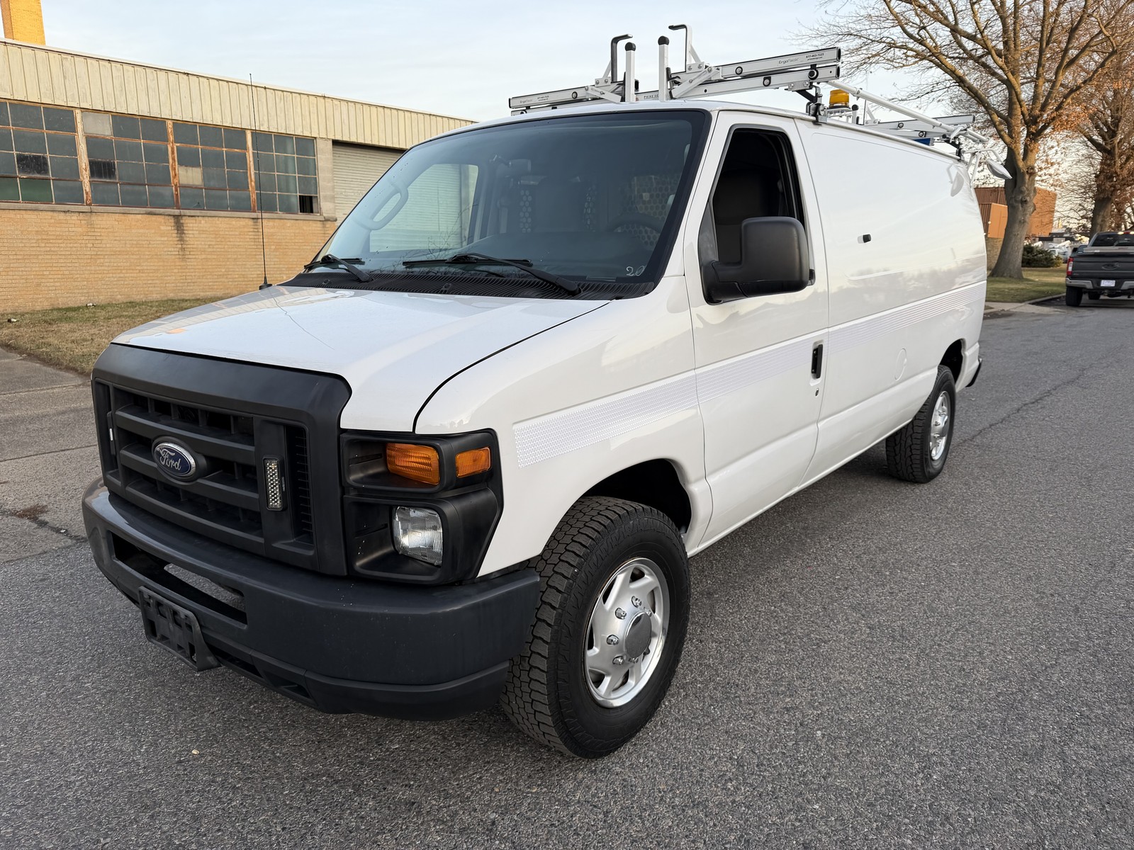 2014 Ford E250 CARGO VAN ECONOLINE — photo 1 of 38