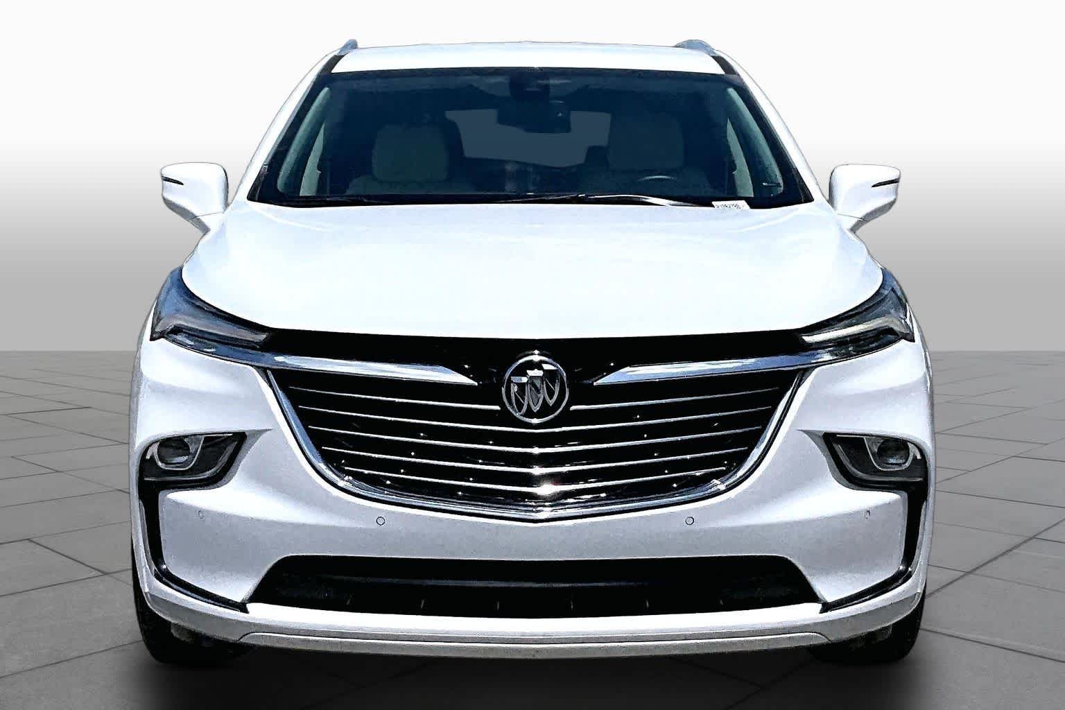 Pre-Owned 2023 Buick Enclave Essence