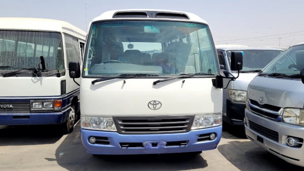 Toyota Coaster 2016