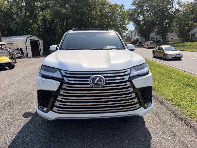 2025 Lexus LX 600 Luxury