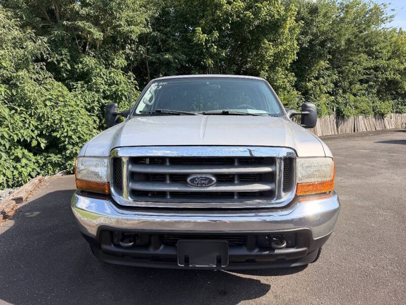 2001 Ford F-250 Super Duty XLT — photo 1 of 10