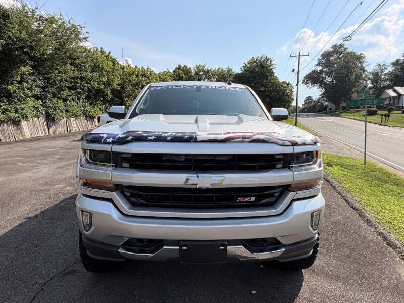 2017 Chevrolet Silverado 1500 LT Z71 — photo 1 of 11