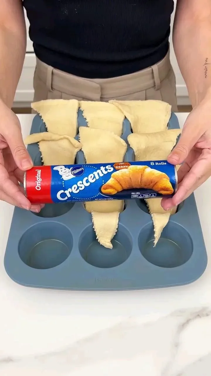 Apple Cheesecake Crescents Pastry Dessert