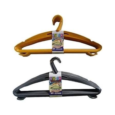 Bristar Deluxe Plastic Hangers set of 12