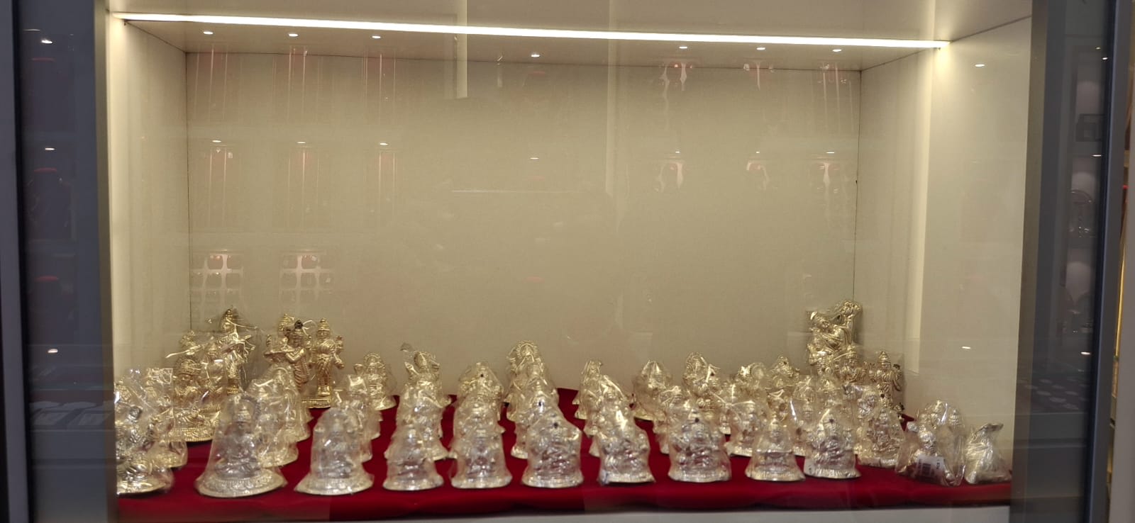 Jewellery display Camp Pune
