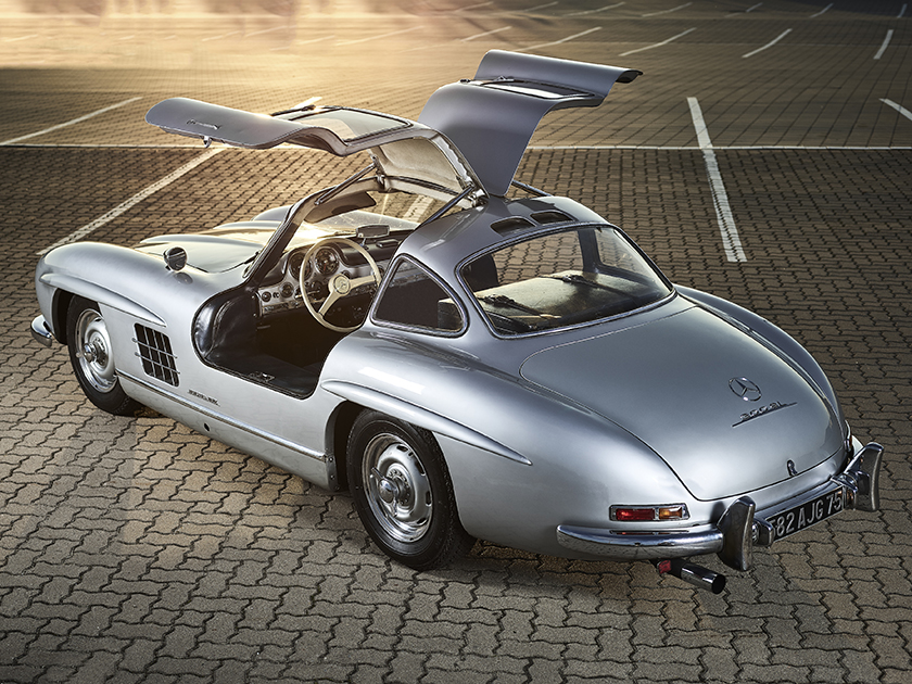 First slide, photo of Mercedes Benz 300SL