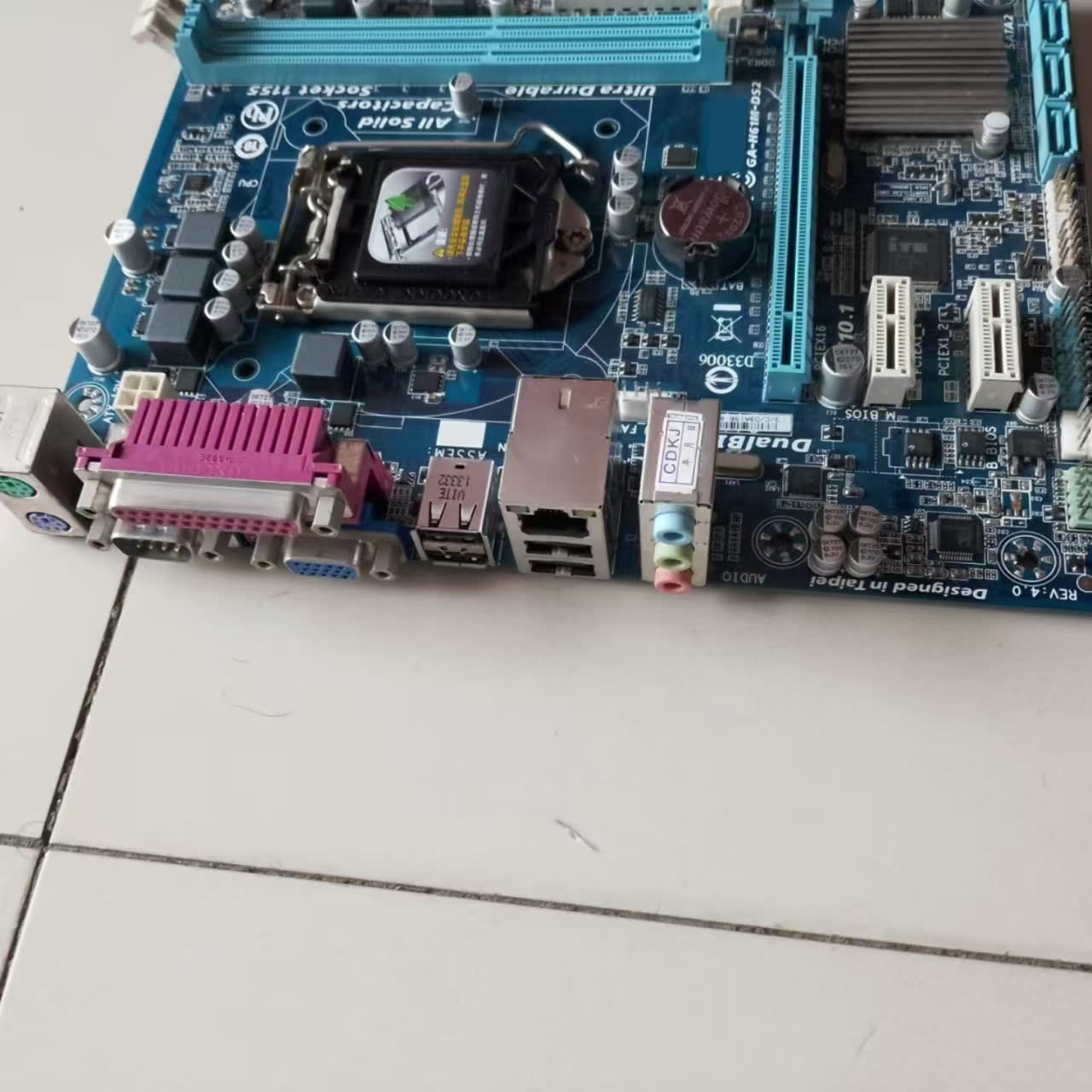 Placa-mãe para desktop GA-H61M-DS2 DDR3 para atacado, fator de forma LGA1155, Intel H61, compatível com I7 I3 X79, usada, SATA, certificad