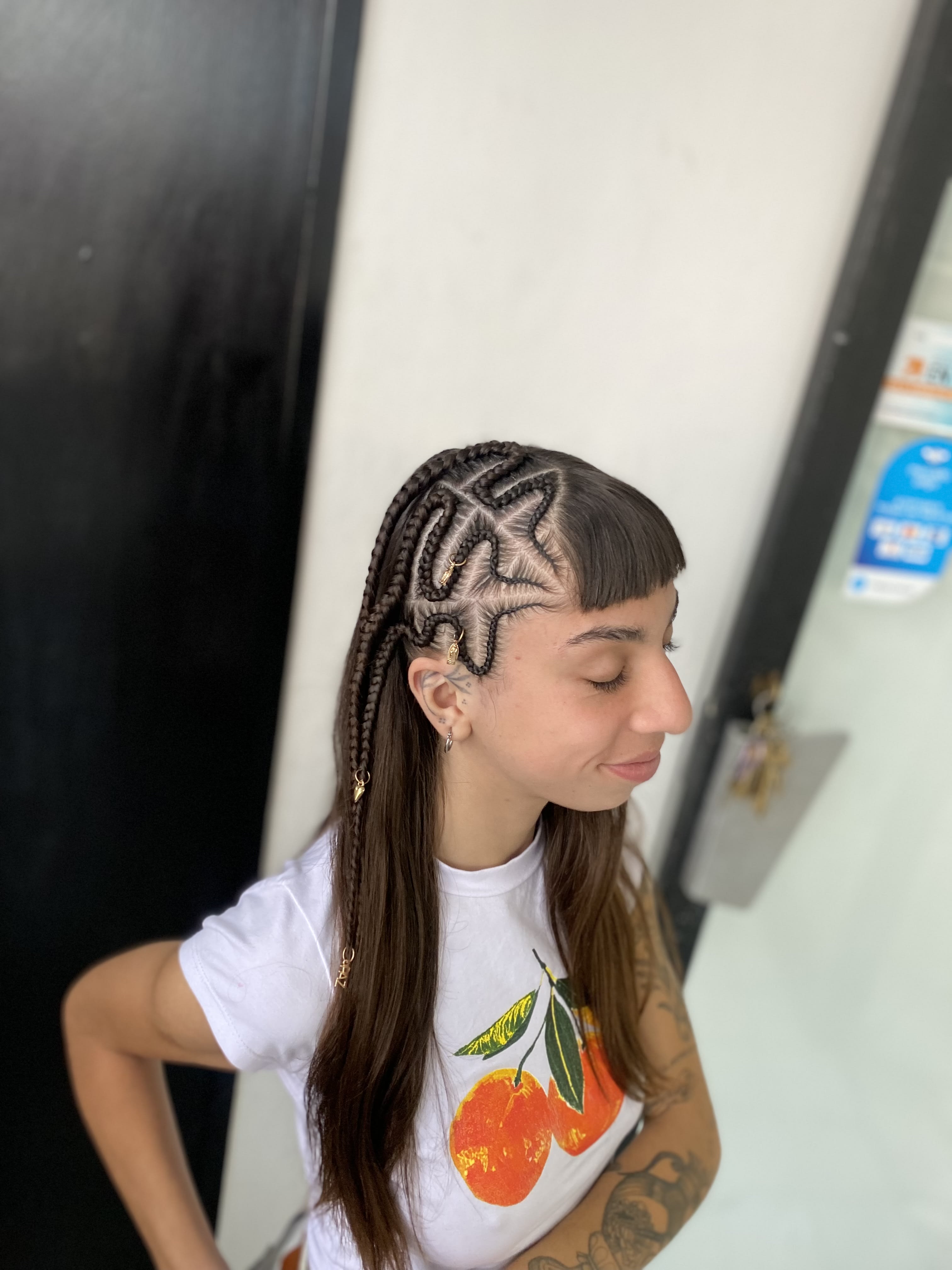 Diseño en lateral 🕷️🖤🫰🏼