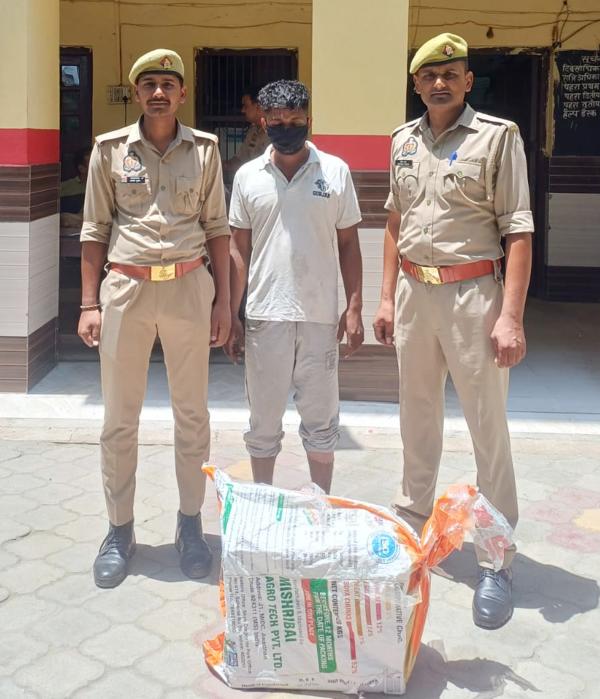 तार प्रोडक्ट फैक्टरी में चोरी का एक आरोंपित गिरफ्तार