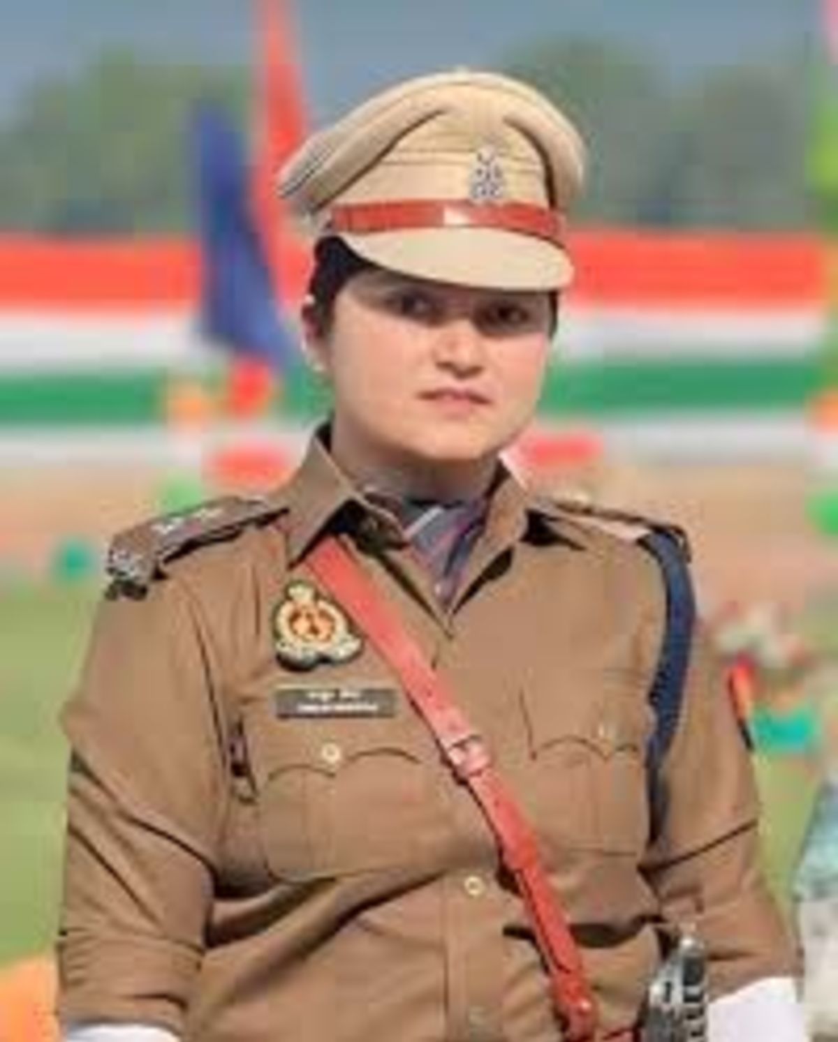 यूपी में 44 एएसपी के तबादले, लेडी सिंघम श्रेष्ठा ठाकुर को एटीएस में तैनाती