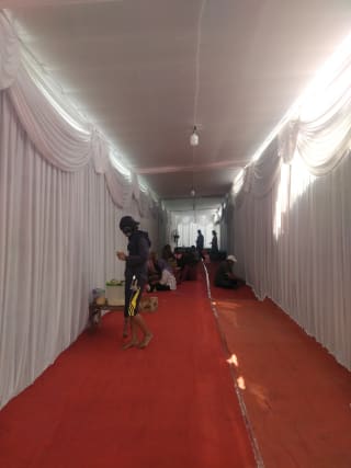 Solusi Tenda Gang Sempit
