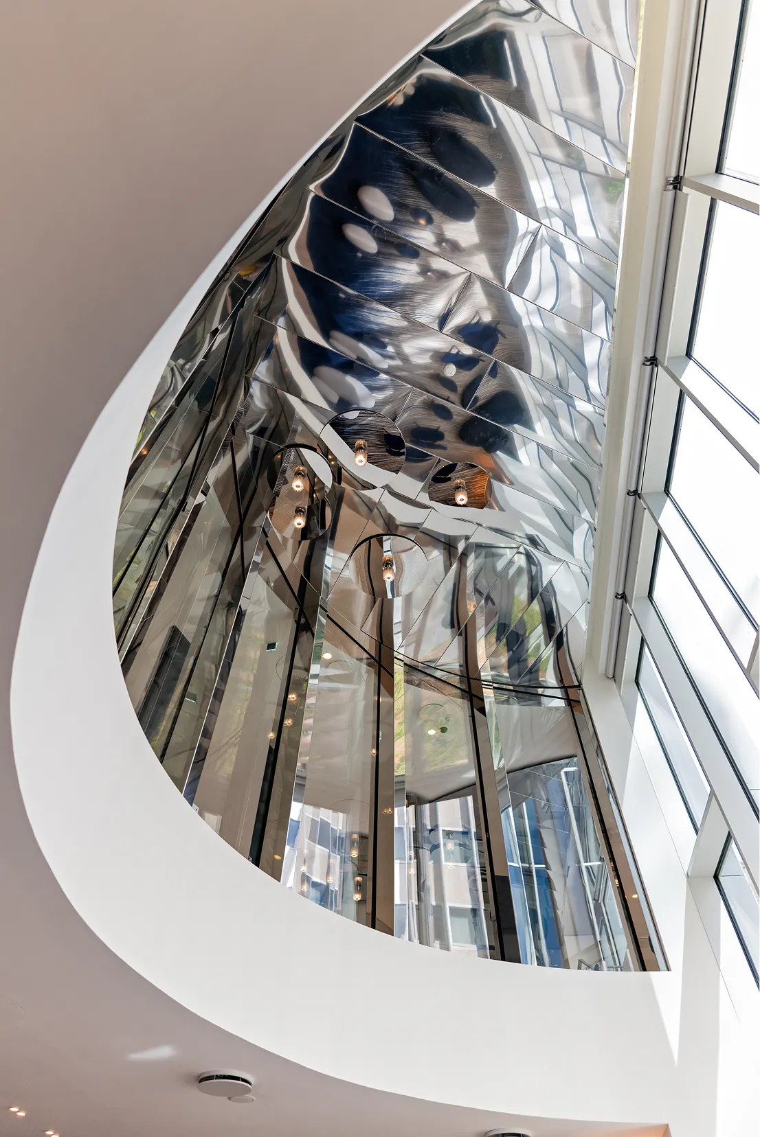 goldman-sachs-headquarters-img-for-http://anamoussinet.com