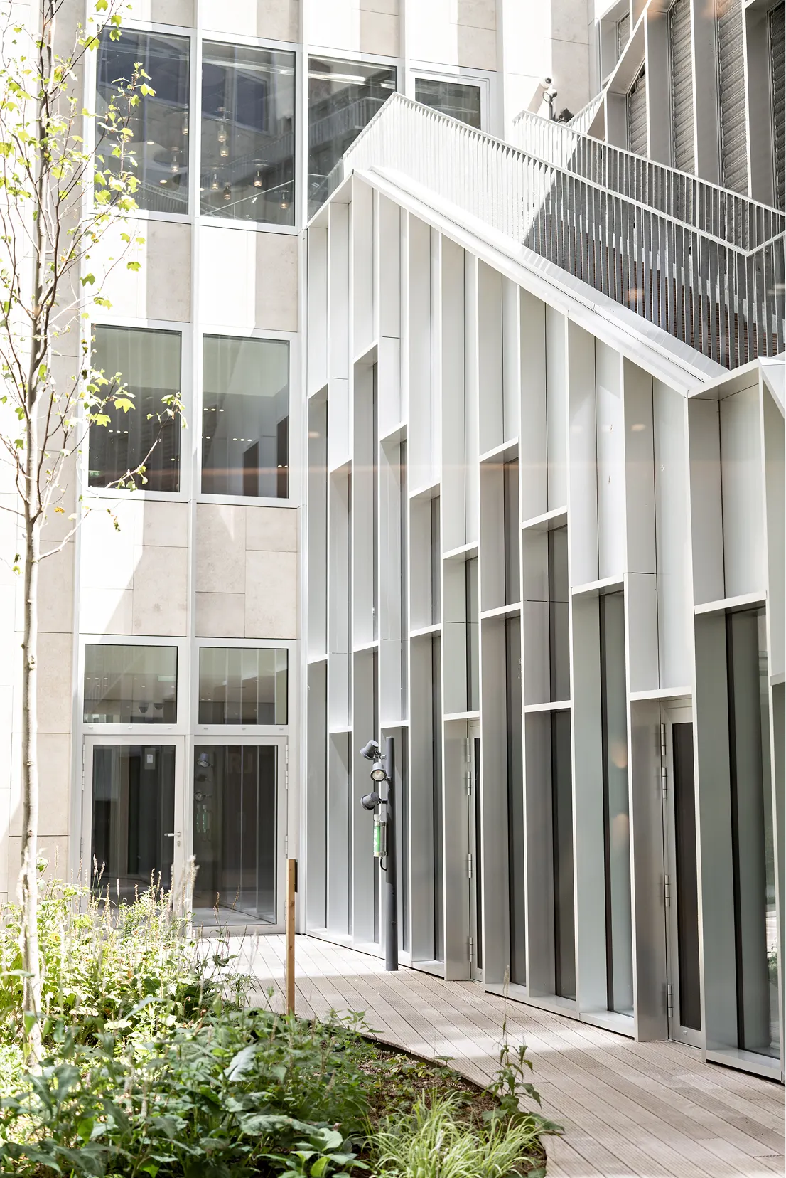 goldman-sachs-headquarters-img-for-http://anamoussinet.com