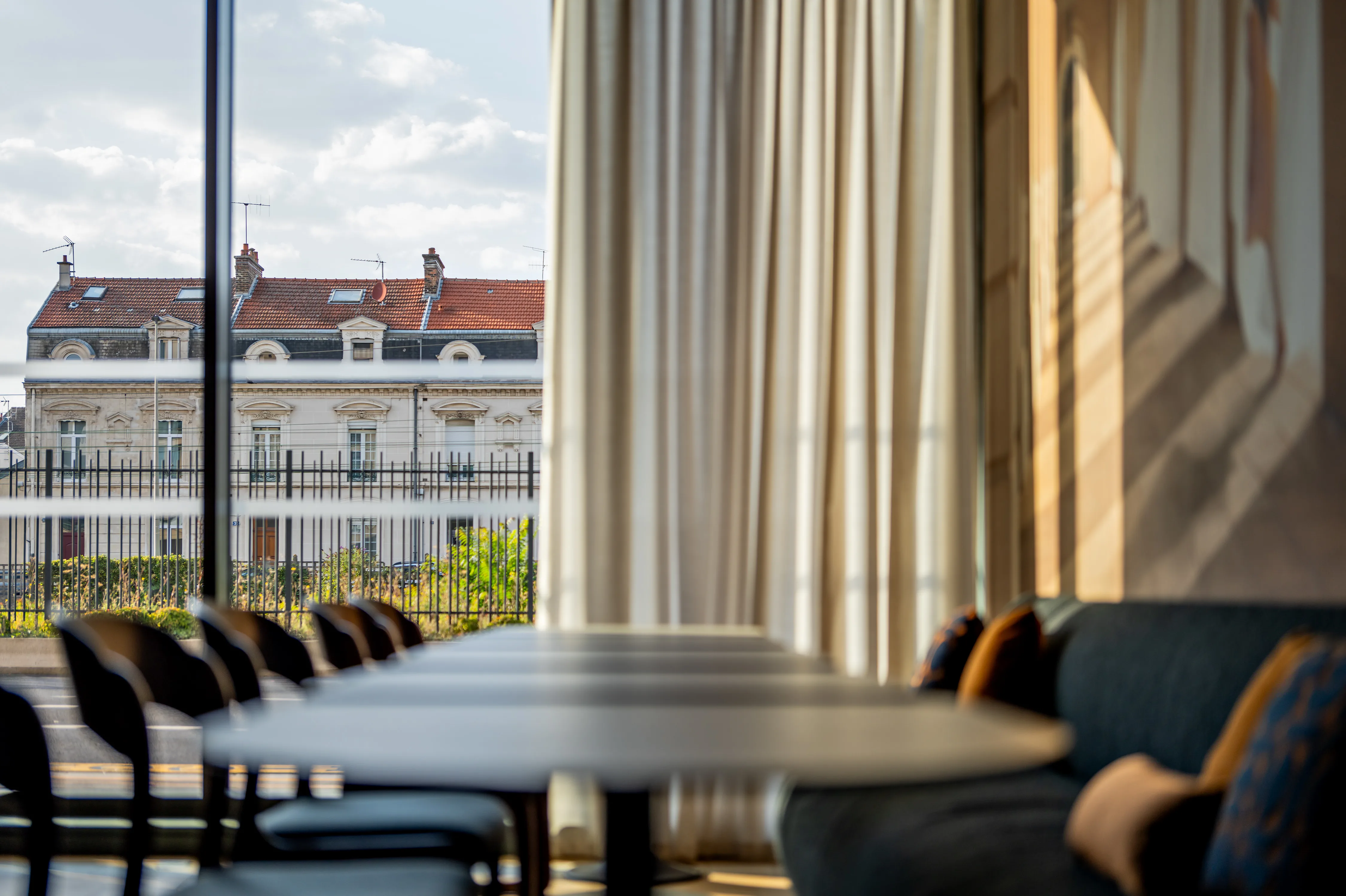 hotel-radisson-reims-img-for-http://anamoussinet.com