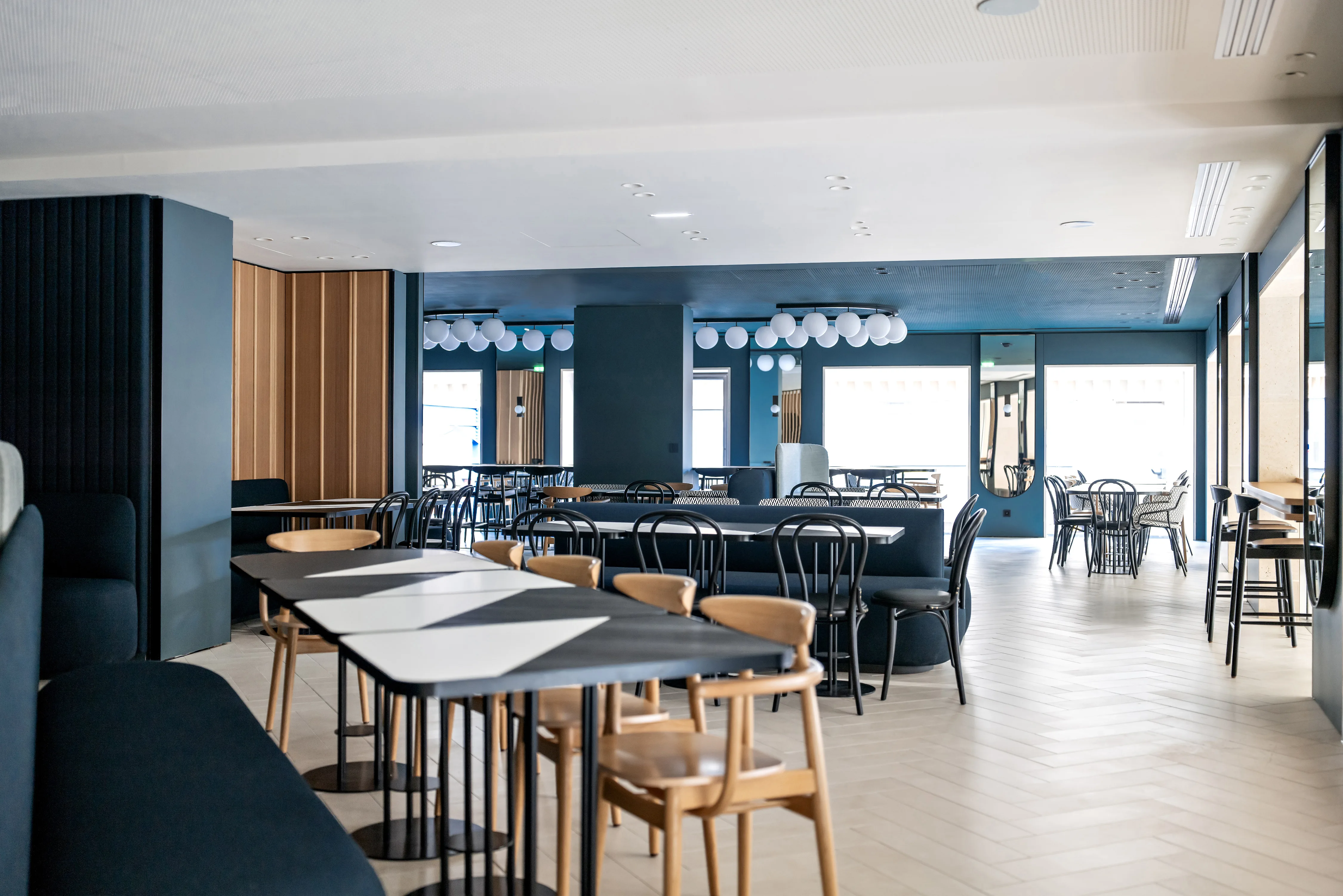 louvre-saint-honore-img-for-http://anamoussinet.com