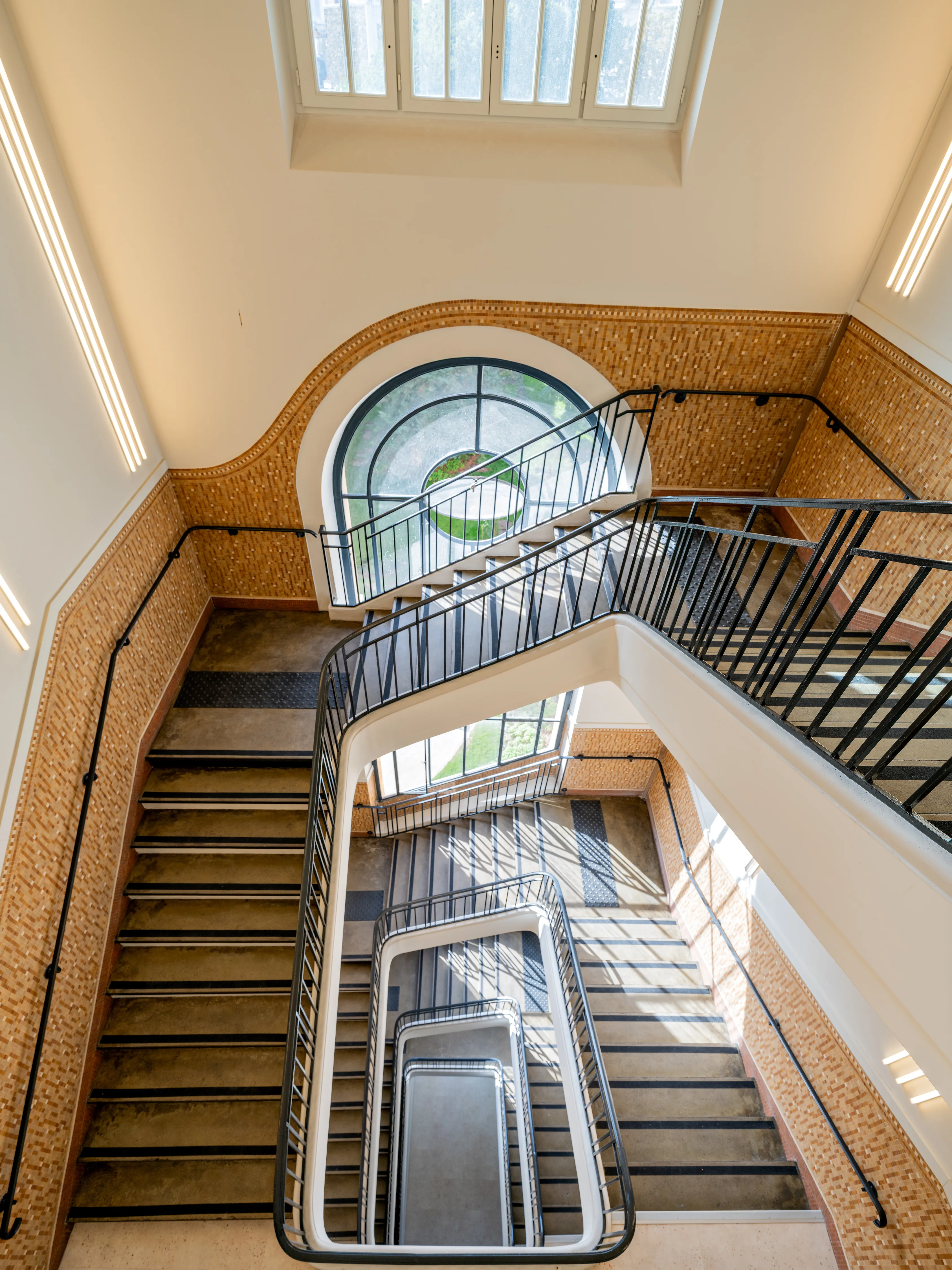 le-delta-img-for-http://anamoussinet.com