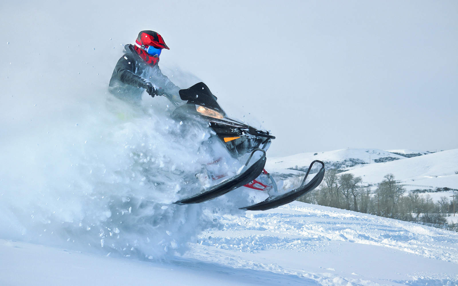 Snowmobil Rental to Explore Levi Fell at Your Own Pace - by Kinos Safaris