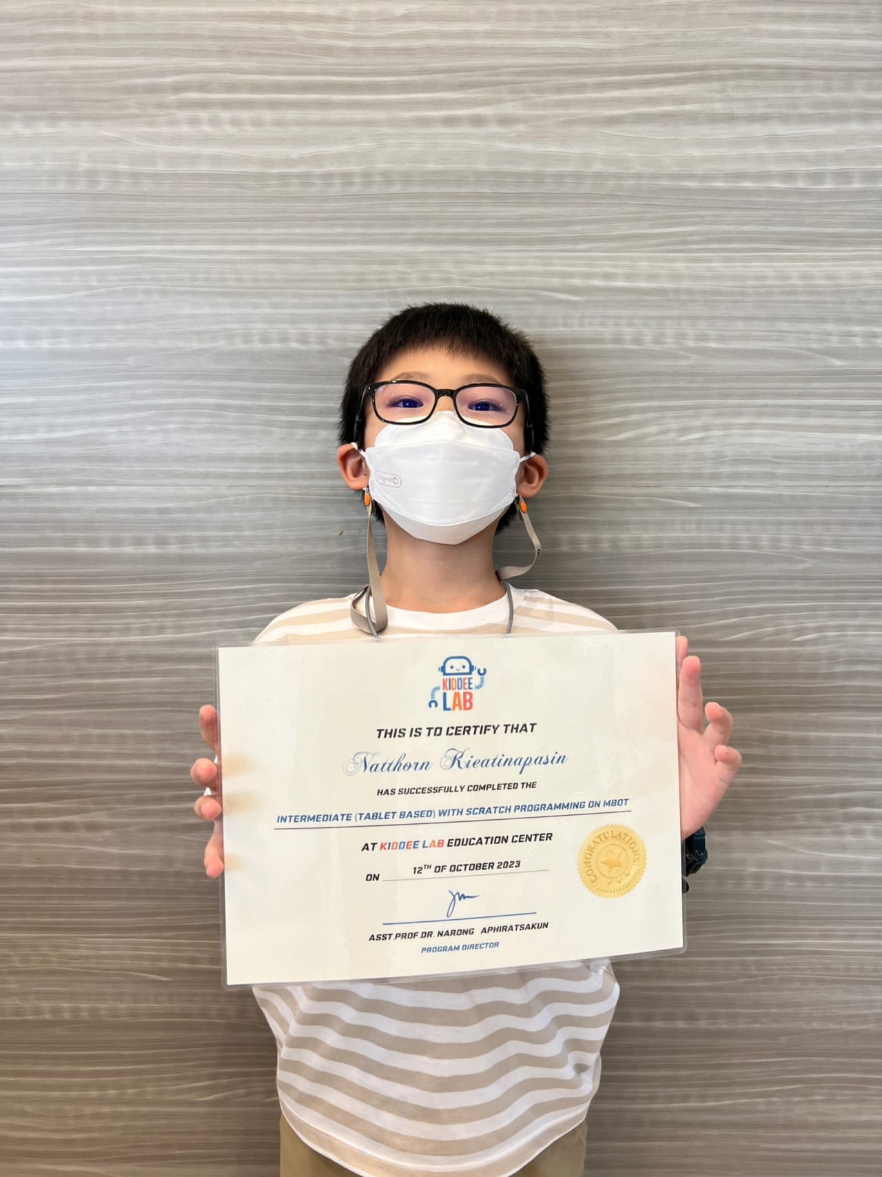 Student certification at Kiddee Lab
