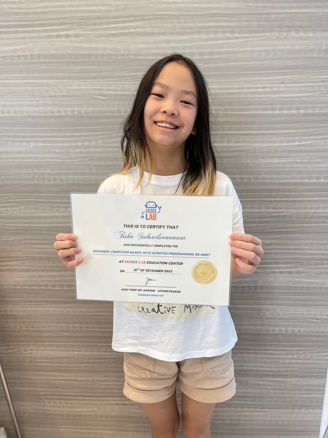 Student certification at Kiddee Lab