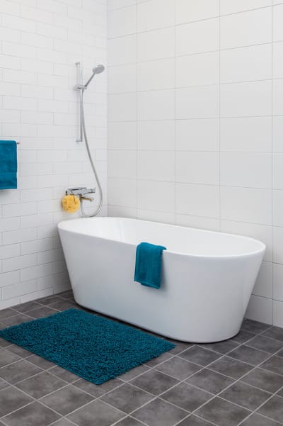 Alterna Ovale Badkar 1650 mm Vit - Fristående med Justerbara Ben