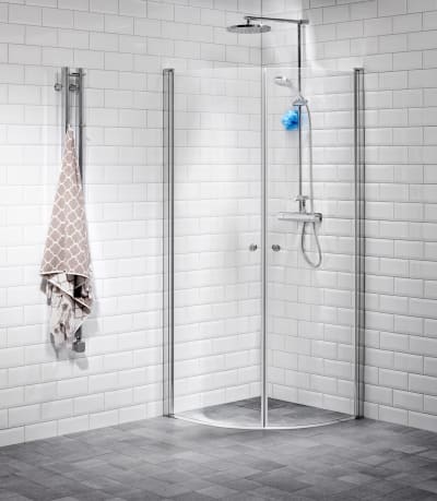 Alterna Lusso Duschhörna Svängd 90x90 Klarglas RSK 7333747