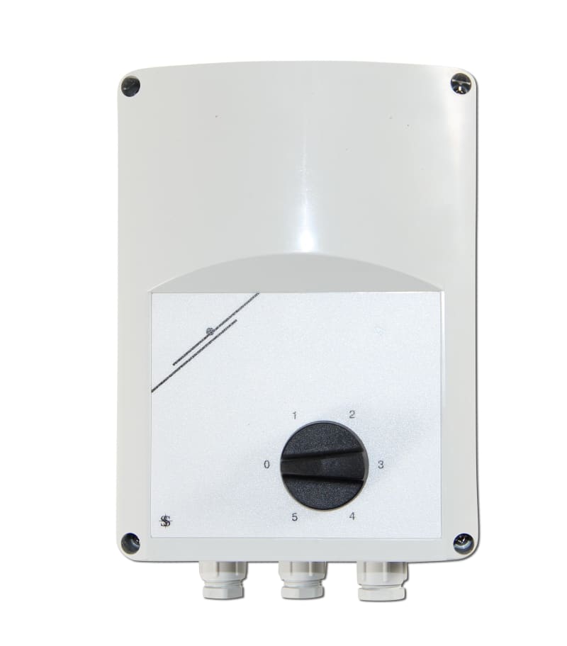 Eveco 5-Stegstrafo Transformator 230V 5,0A — framifrån med anslutningar