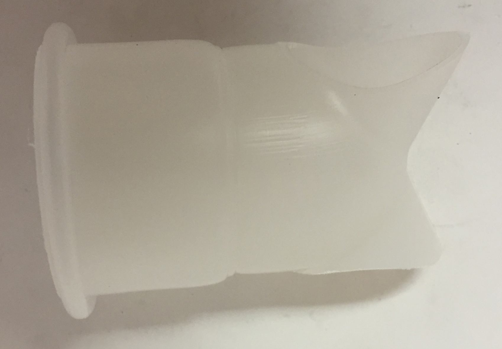 IDO Seven D 15 Vattenfördelare för Väggmonterad WC - Kompakt Design 10x5x5 cm - RSK 7906416