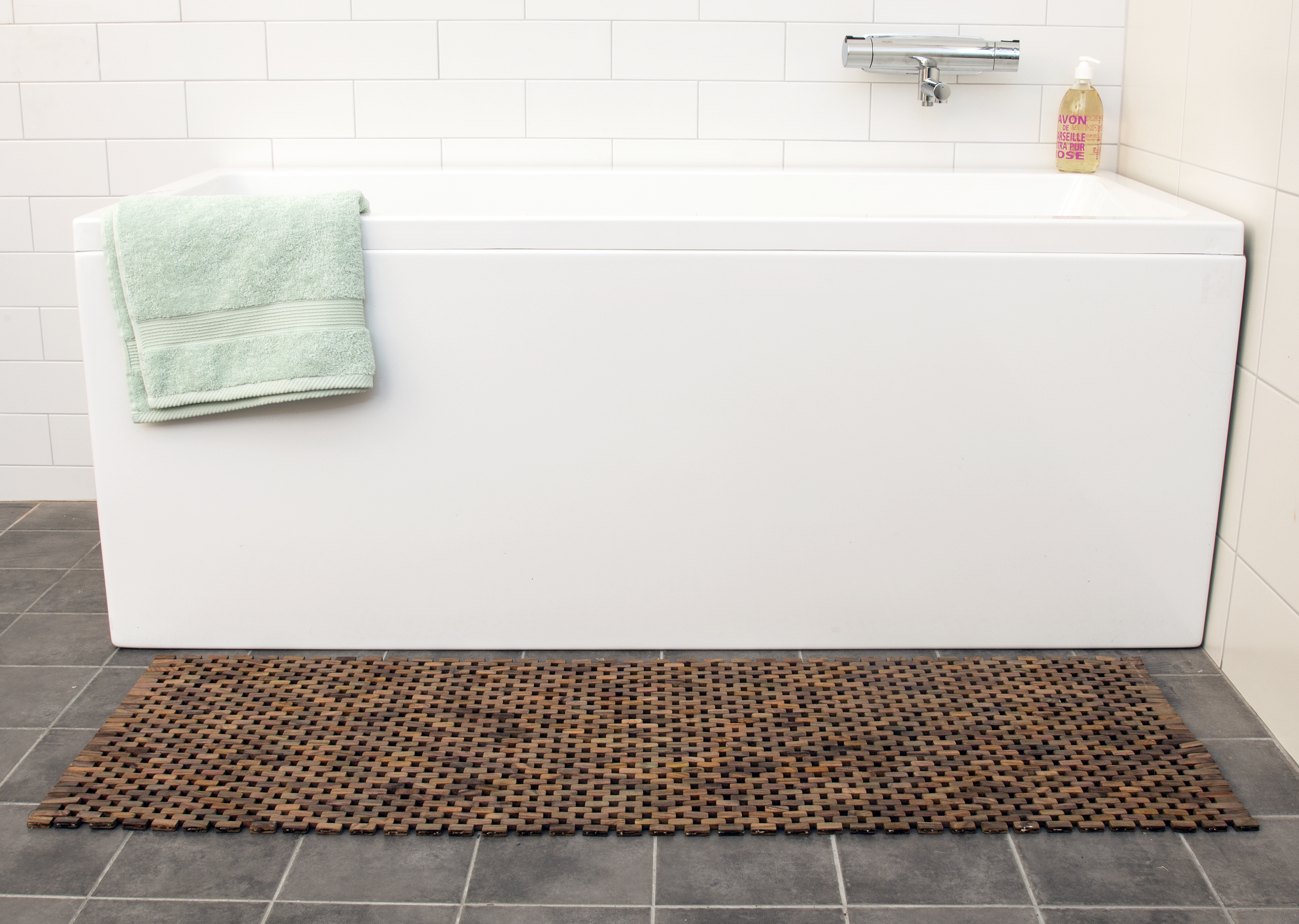 Alterna Picto 1600 Badkar Komplett i Glasfiberförstärkt Sanitetsakryl