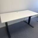 SPFE höj- och sänkbart Skrivbord. - bild 1