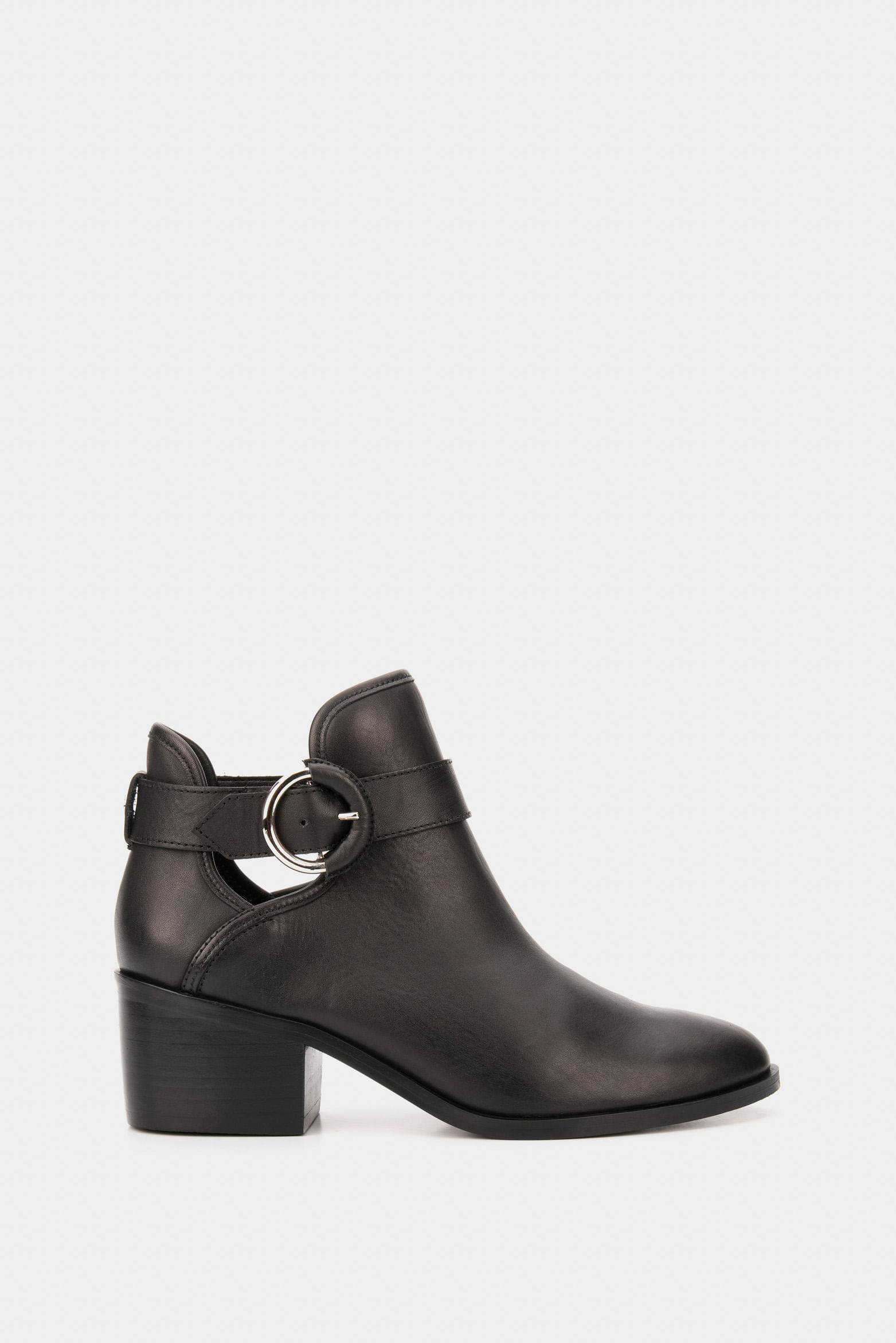 Botines tacón de cuero hebilla