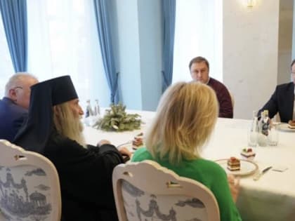 Дмитрий Азаров встретился с членами Комитета семей воинов Отечества