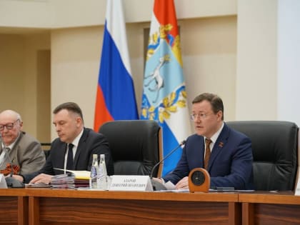 Помощь ветеранам, участникам СВО и их семьям, сохранение исторической памяти: Дмитрий Азаров провел заседание оргкомитета "Победа"