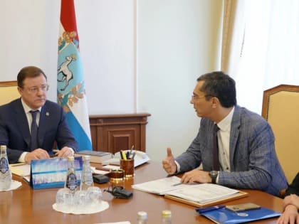 Дмитрий Азаров и Владимир Гутенев обсудили тиражирование опыта Самарской области по поддержке военнослужащих в регионах страны