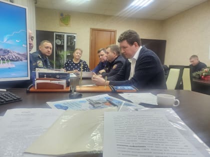 «Приехал поблагодарить коллег». 1 января Вячеслав Федорищев работал в Большечерниговском районе