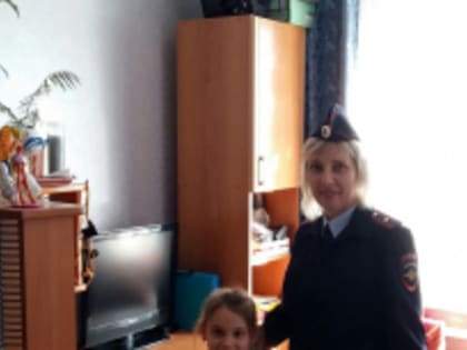 Полицейские Самарской области продолжают участие во Всероссийской акции «Помоги пойти учиться»