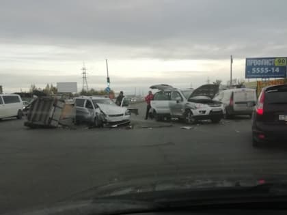 (фото) На Обводной Тольятти серьезное ДТП, гигантская пробка