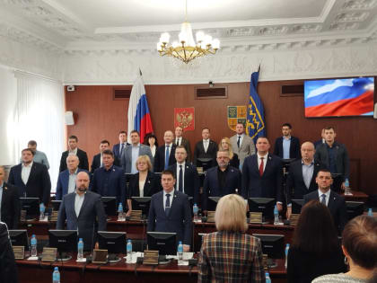 Первое заседание Думы Тольятти: вопросы зимнего содержания дорог и юбилей Победы на повестке!