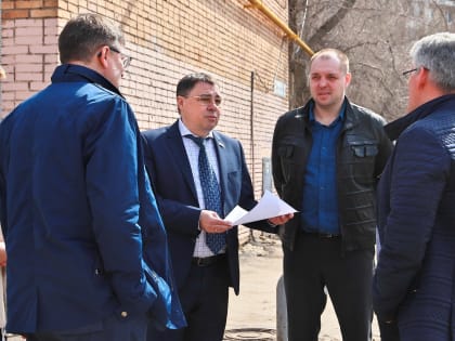 Осмотрели спортплощадки