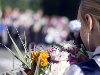 Кому полагается пособие к новому учебному году