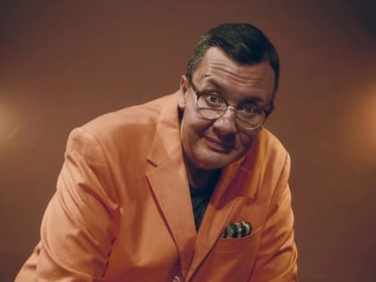 Актер эстрадного театра «Так просто» Антон Логвин: Работа возвращает нам счастье молодости