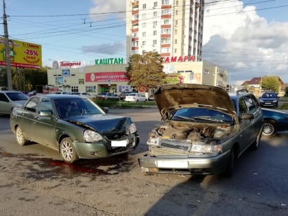 Дети получили травмы в аварии двух машин в Тольятти