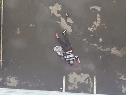 (фото) В Самаре при падении с большой высоты погибла женщина