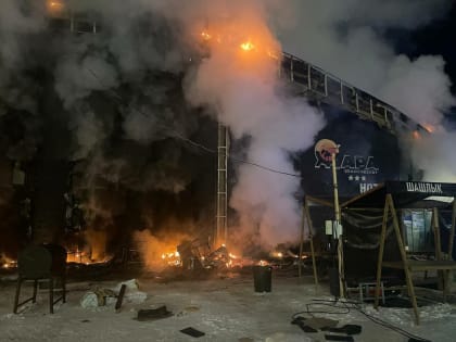 Власти: На набережной Тольятти восстановят сгоревший ресторан «Небо»