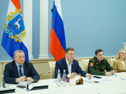 Дмитрий Азаров представил опыт региона по организации отпуска бойцов на парламентской координационной группе по вопросам СВО