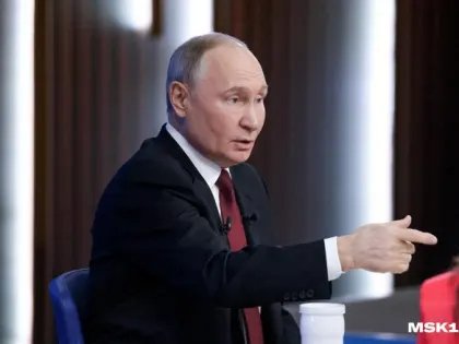 В школах появятся новые оценки, а бездомные получат доступ к медицине — новые указы Путина