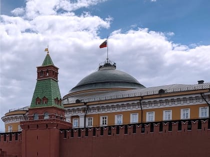 Штрафы за продажу вейпов несовершеннолетним сильно возросли: Владимир Путин подписал новый закон