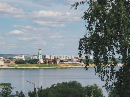 Комсомольскую стелу предложили перенести: в Сызрани прошла бурная дискуссия