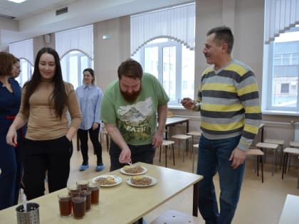 В  Самаре проверили качество горячего питания в школьных столовых