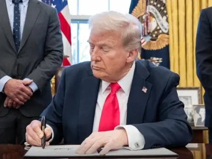 Дональд Трамп дал пресс-конференцию в Белом доме: он много говорил об окончании СВО. Главное