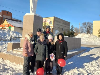 Богатое. Цветы – вождю пролетариата